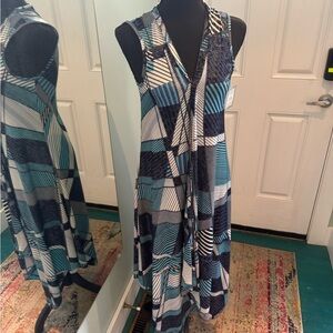 Mesmerize Brand Sleeveless Geometric Maxi Dress in Teal, Navy & White